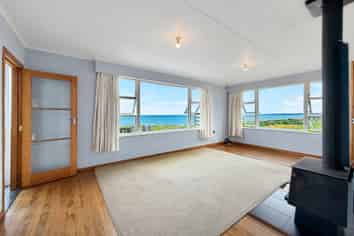 111 Karaka Street, Castlecliff