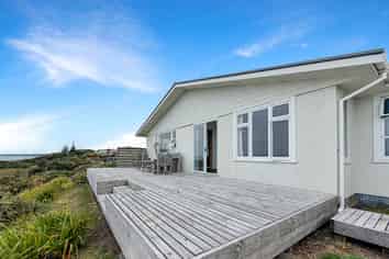 111 Karaka Street, Castlecliff