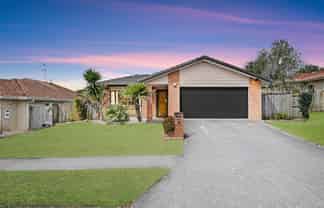 24 Nuneaton Drive, Flat Bush