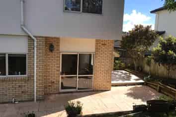  Meridian Court, Oteha