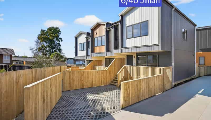 6/40 Jillian Drive, Ranui