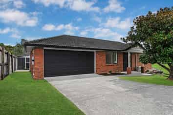 31 Misty Valley Drive, Henderson