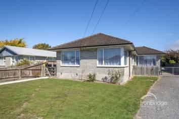 53 Greenhaven Drive, Burwood