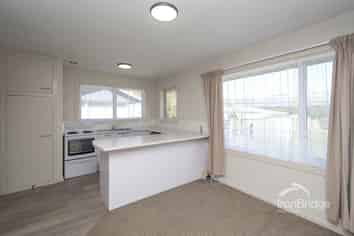 53 Greenhaven Drive, Burwood