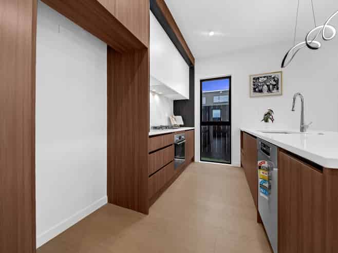 43 Derbyshire Lane, Karaka