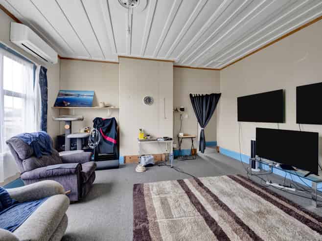 11 Suffolk Street, Patea