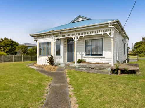 11 Suffolk Street, Patea
