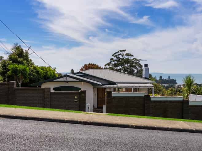 1/25 Mizpah Road, Waiake