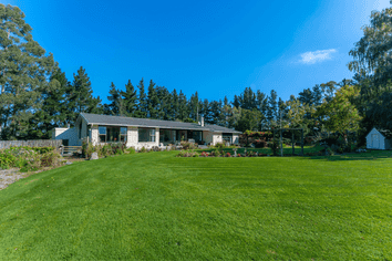 193 Hadlow Road, Claremont