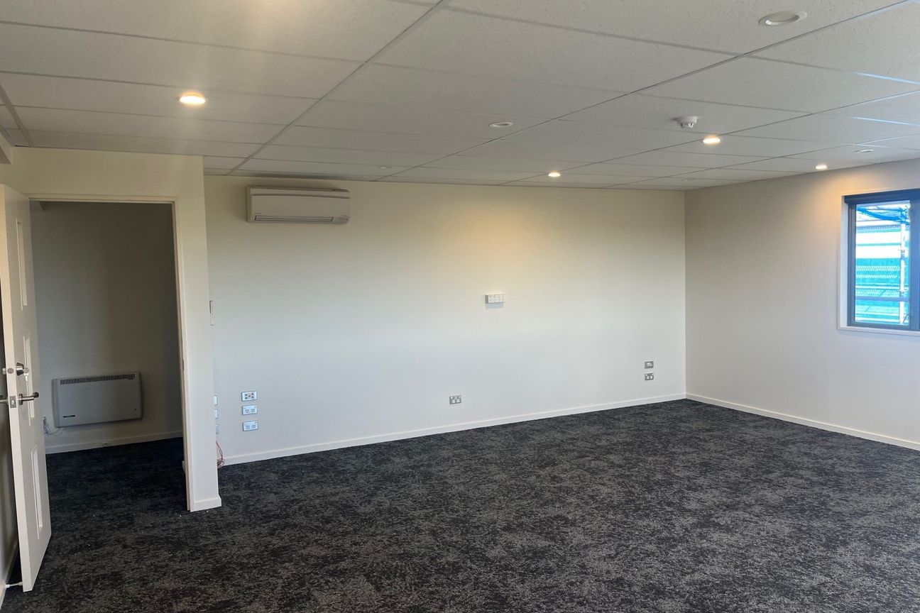 WAREHOUSE -MIDDLETON - Vaade 5