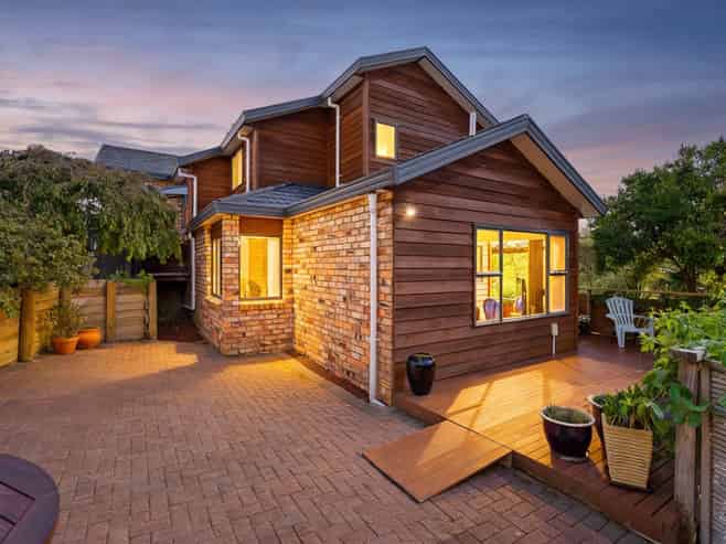 5 Azure Grove, Unsworth Heights