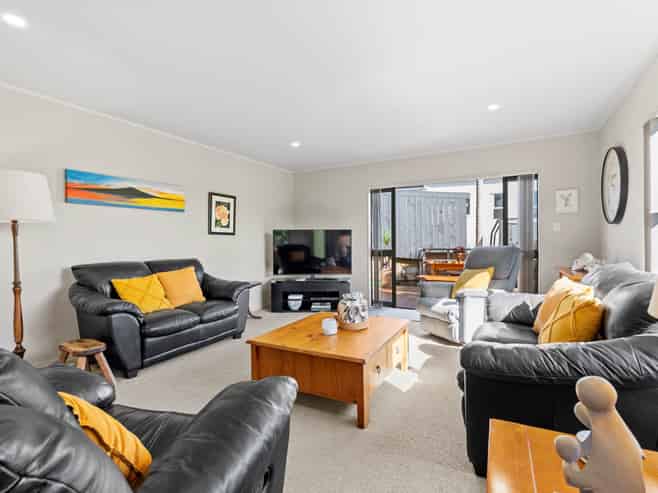 5 Azure Grove, Unsworth Heights