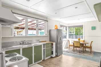 5 Scanlon Place, Westport