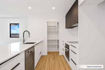 33 Wilkin Road, Ravenswood