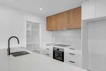 33 Wilkin Road, Ravenswood