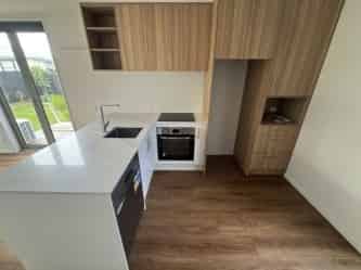 6/25  Tranent Road, Mangere