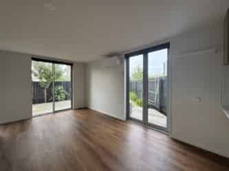 6/25  Tranent Road, Mangere