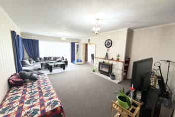 47 John F Kennedy Drive, Milson