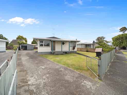 7 Waterton Place, Avondale
