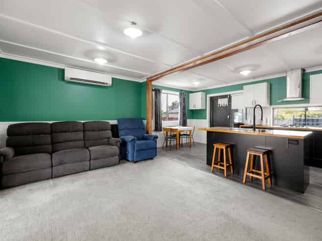 17 Glenview Terrace, Glenview