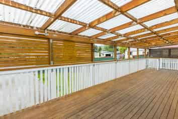 6 Edmund Lomas Grove, Birchville