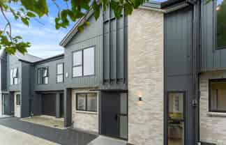 2C Coronation Street, Belmont