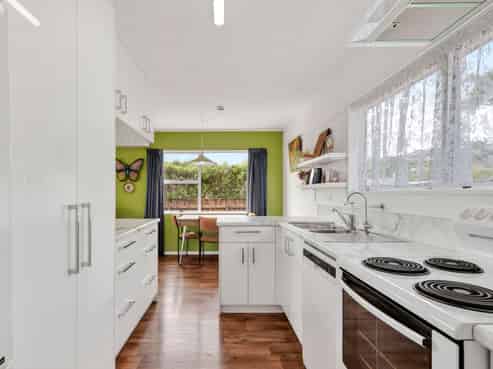 3/384 Main Road Stoke, Stoke