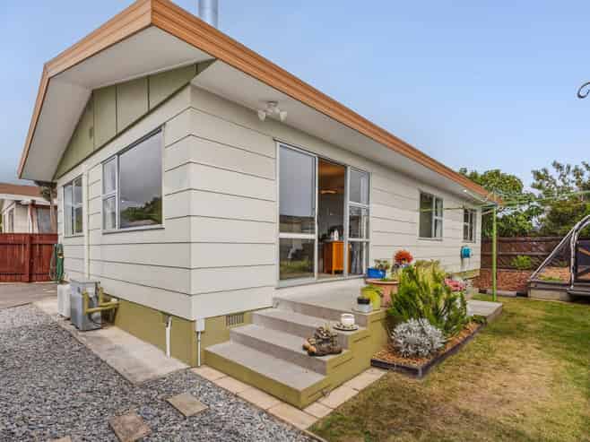 3/384 Main Road Stoke, Stoke