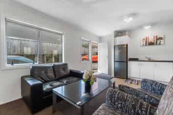 2/44 Lorne Street, Melville