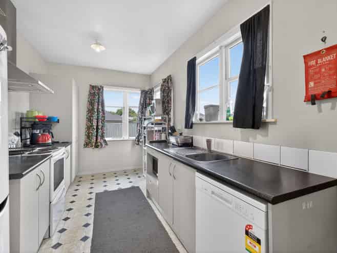 1A Clive Street, Phillipstown