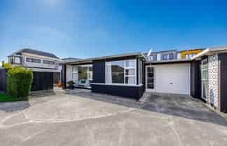 1/132 Onewa Road, Northcote