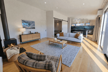 12 Tahi Street, Albert Town