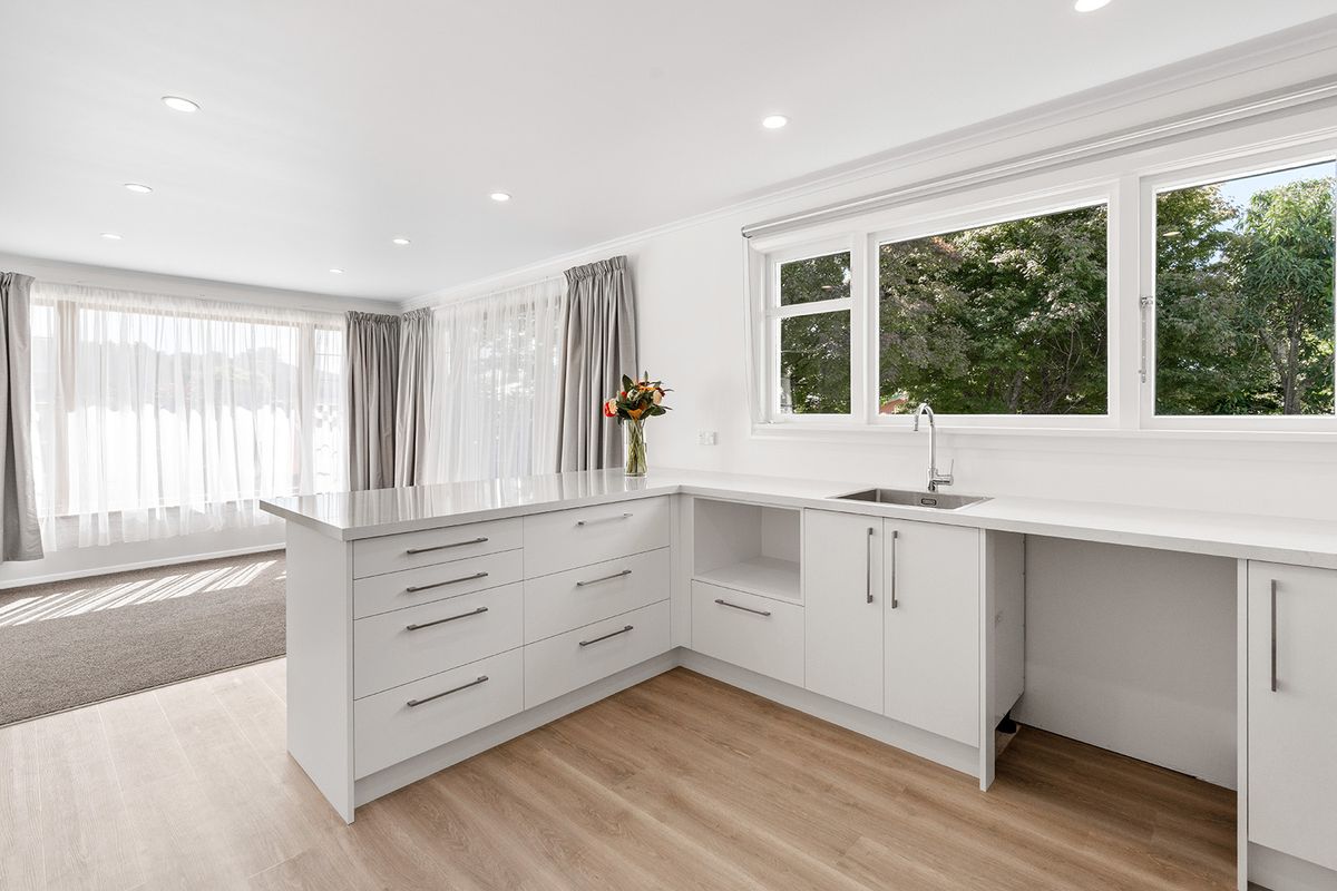 Move-In Ready - Renovated Family Home - Widok 5
