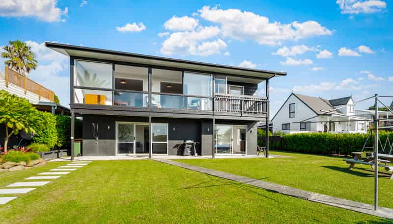 10 Hinemoa Place, Snells Beach