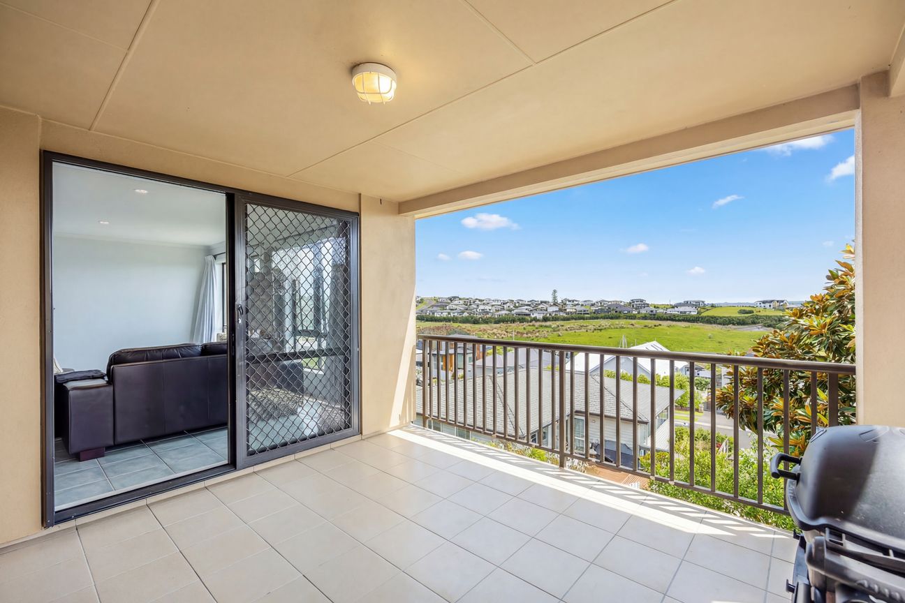 Rendered Brick Spacious Home - with views! - Visning 6