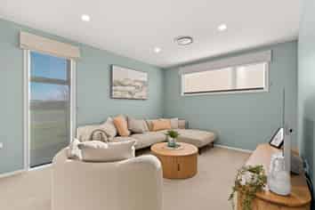 8 Nichols Lane, Greytown