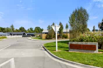 8 Nichols Lane, Greytown