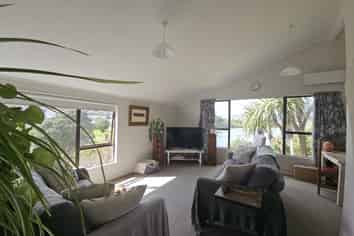 5 Vella Street, Titahi Bay