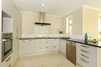 12 James Caird Lane, Wigram