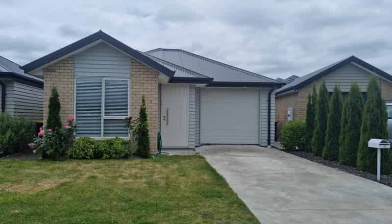 12 James Caird Lane, Wigram