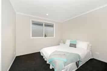 12 James Caird Lane, Wigram