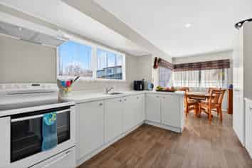 130J Lakeside Drive, Orewa