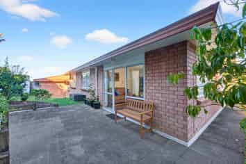 130J Lakeside Drive, Orewa