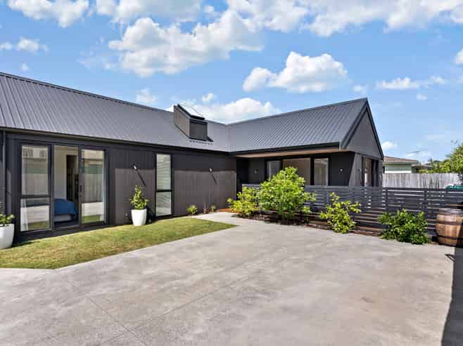 442A West Coast Road, Glen Eden