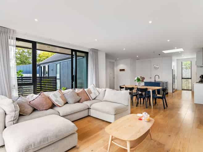 442A West Coast Road, Glen Eden