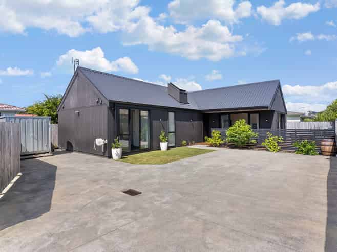 442A West Coast Road, Glen Eden