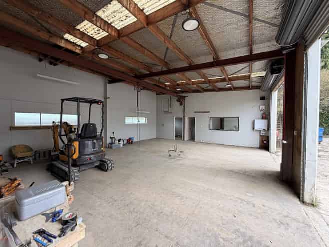 Warehouse with yard!