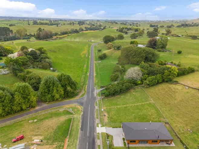 9 & 11 Parapara Road, Tirau