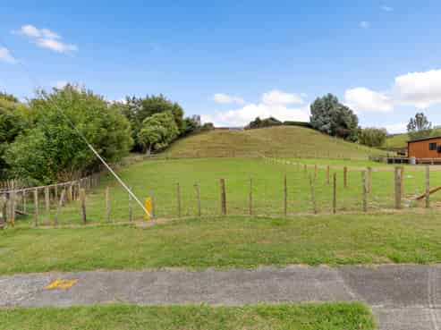 9 & 11 Parapara Road, Tirau