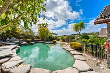 78 Okura River Road, Okura